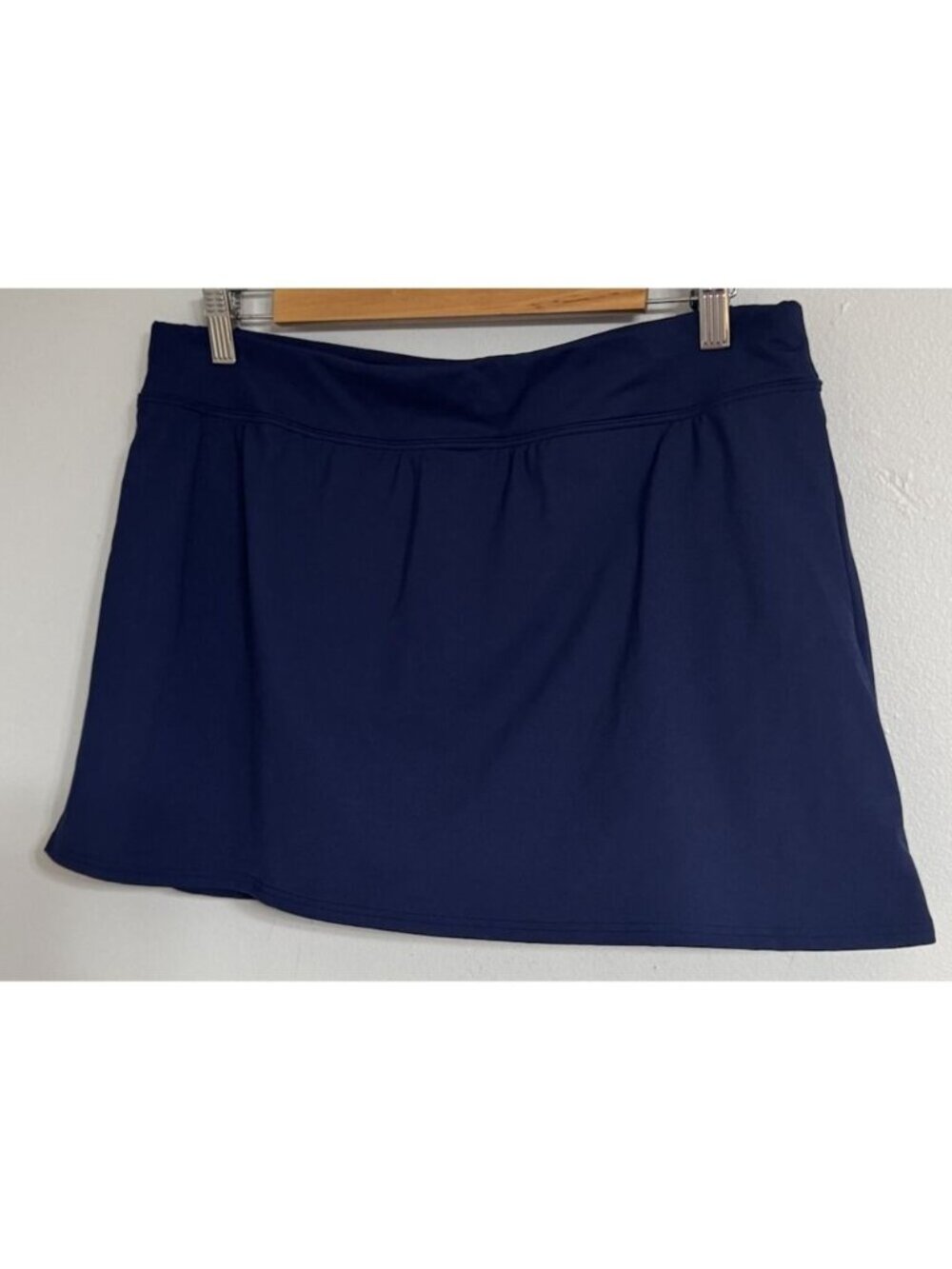 Swim Skort Skirt Women’s Size 14 Navy Blue Athletic Pull-On NWOT - Picture 2 of 2
